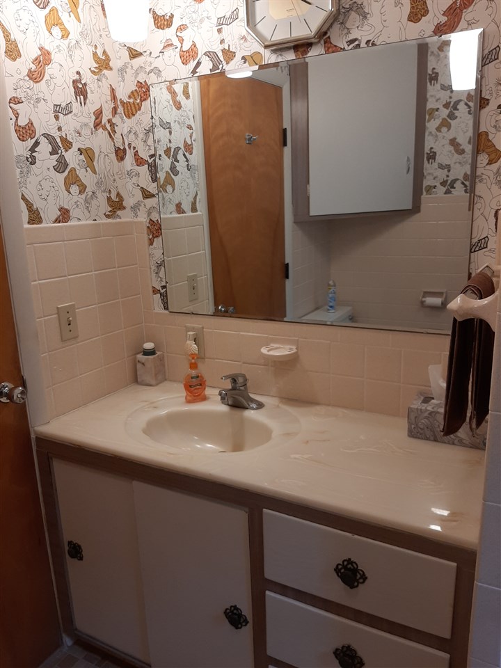 11097 Farrand Road Montrose, MI 48457 - Photo 16 of 69 50018020-15.JPG