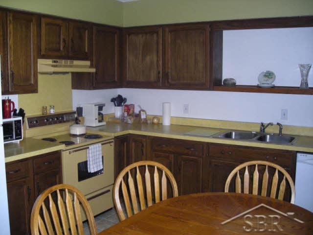 4638 Shattuck Road Saginaw, MI 48603 - Photo 8 of 9 20030232-7.JPG