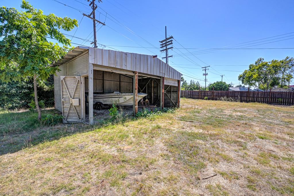 2820 Fruitridge Road Sacramento, CA 95820 - Photo 45 of 68