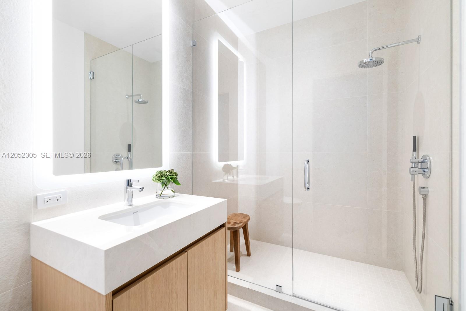 500 Alton Road, Unit PH4701 Miami Beach, FL 33139 - Photo 86 of 117 Gallery Image 86