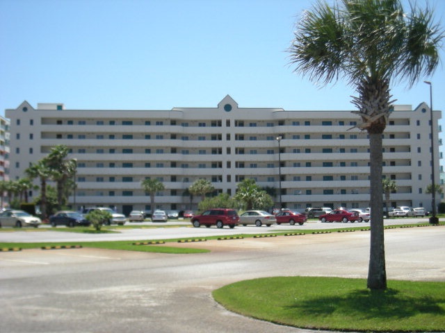 645 Plantation Road, Unit 6608 Gulf Shores, AL 36542 - Photo 5 of 18 Plantation Palms v
