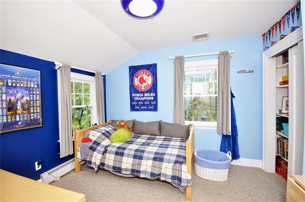 65 Columbia Road Arlington, MA 02474 - Photo 22 of 30 a living room with furniture and a window