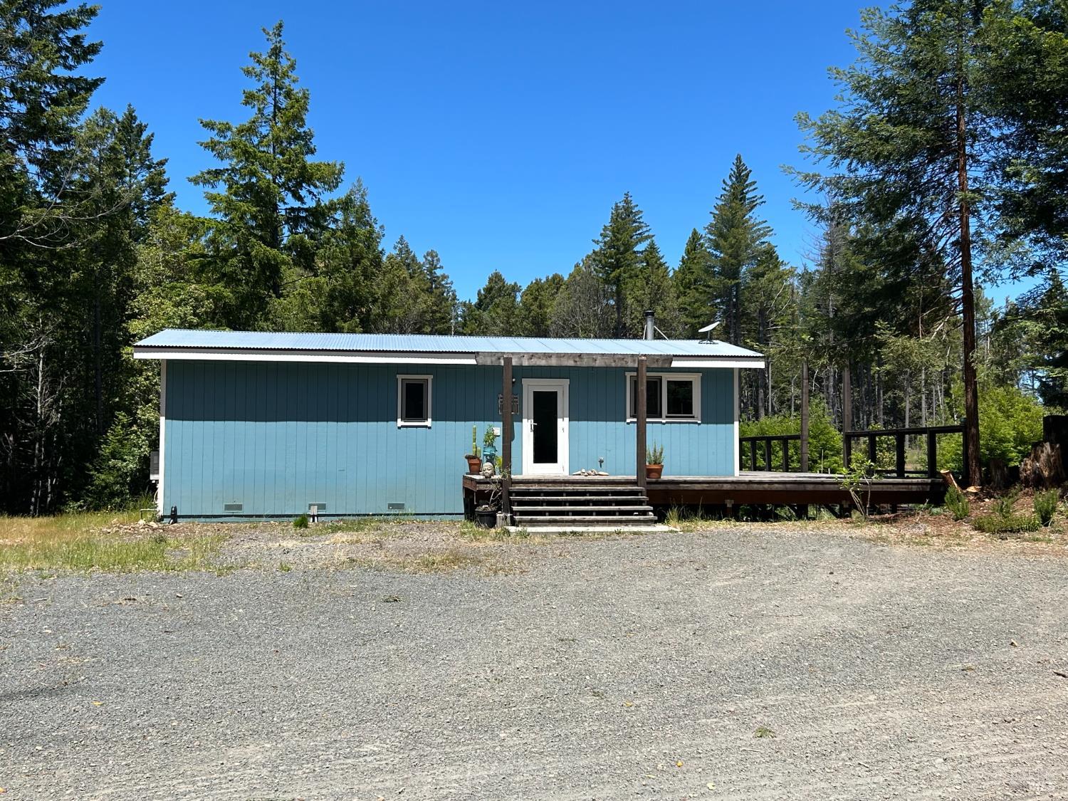 34620 Eureka Hill Road Point Arena, CA 95468 - Photo 11 of 38
