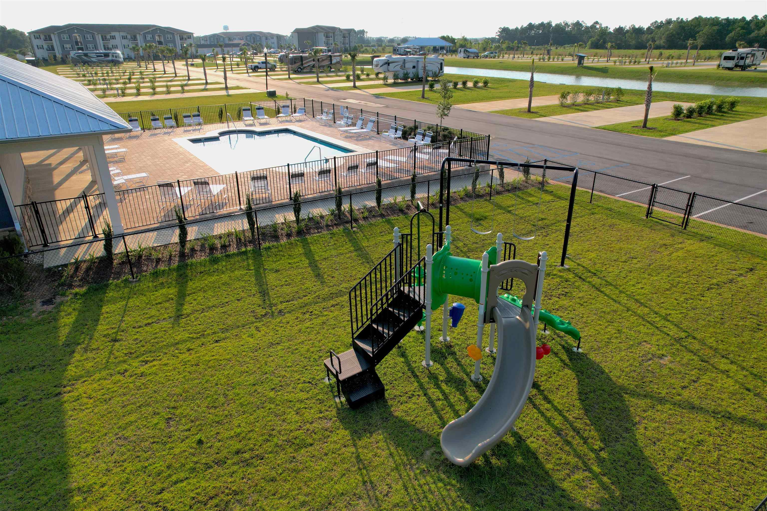 795 Vacation Circle Foley, AL 36535 - Photo 5 of 25