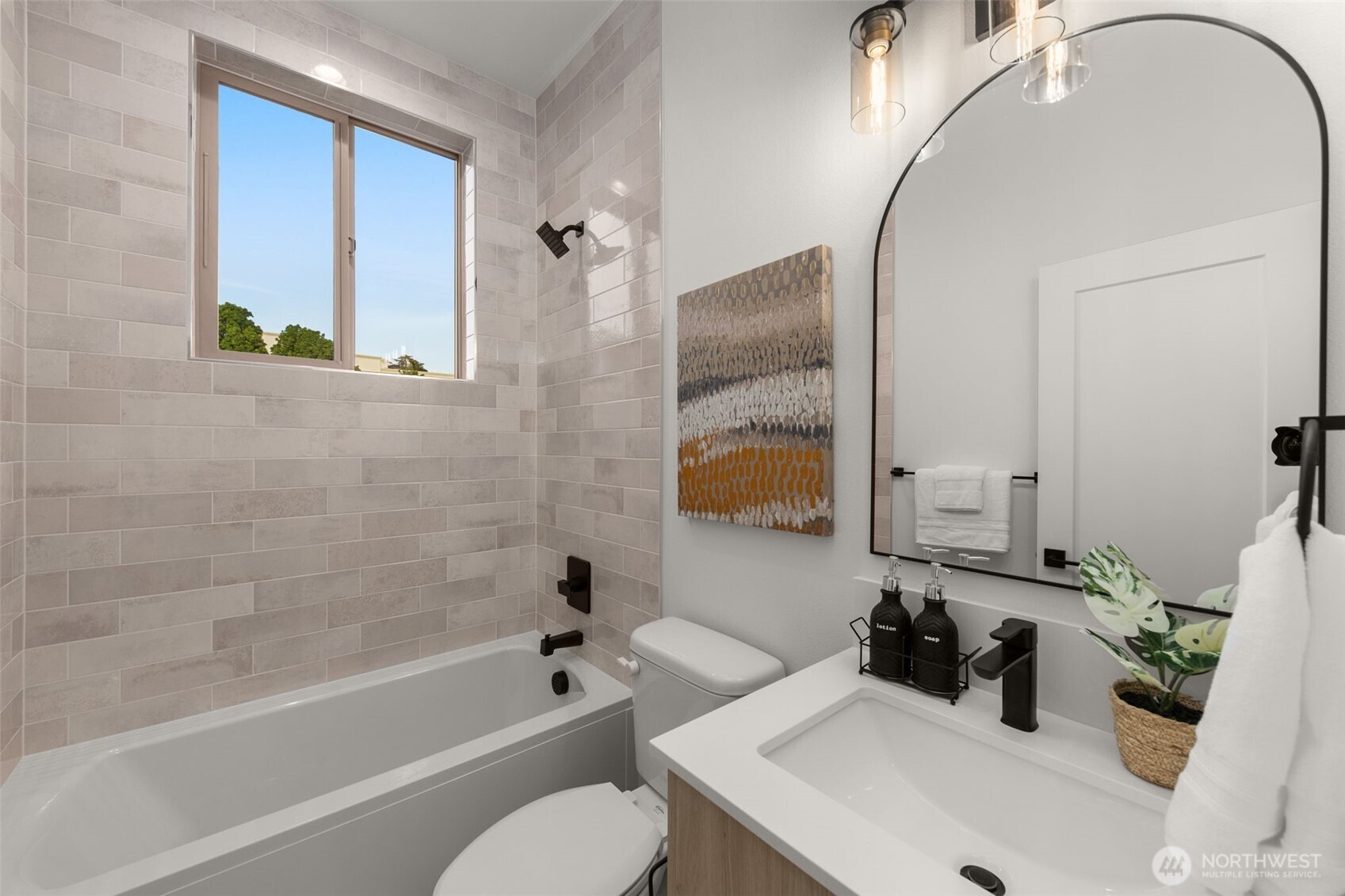 1203 North Allen Place Seattle, WA 98103 - Photo 15 of 25