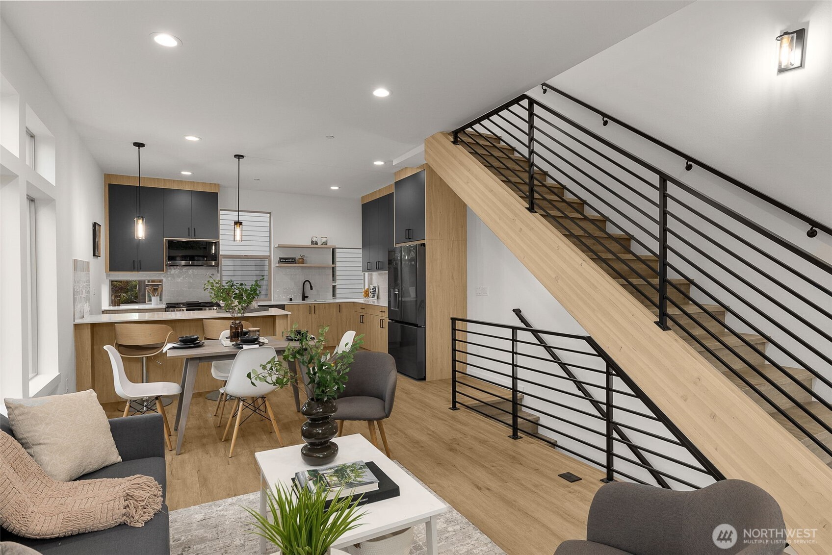 1203 North Allen Place Seattle, WA 98103 - Photo 3 of 25