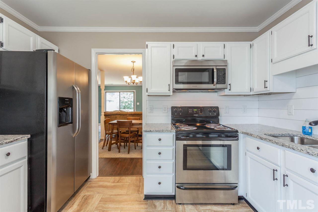 5408 Pine Top Circle Raleigh, NC 27612 - Photo 10 of 20