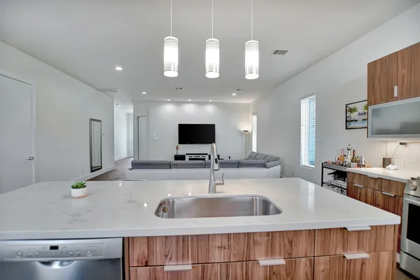 $2,800 | 5507 Robusto Place, Houston, TX 77091