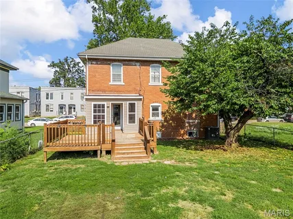 $189,900 | 425 Benton Street, Valley Park, MO 63088