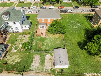 $189,900 | 425 Benton Street, Valley Park, MO 63088