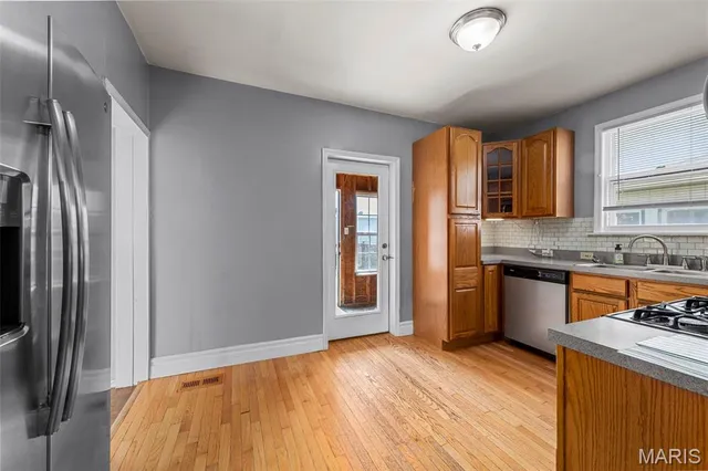 $189,900 | 425 Benton Street, Valley Park, MO 63088