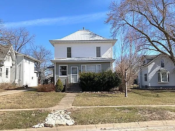$139,900 | 406 South Main Street, Greene, IA 50636
