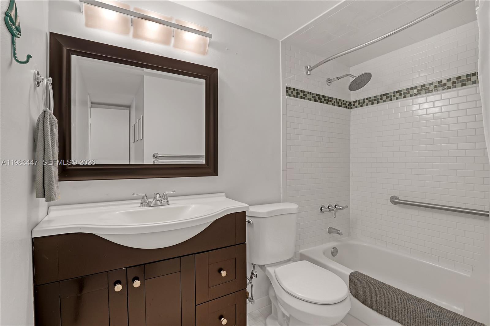 339 Pine Ridge Circle, Unit D1 Greenacres, FL 33463 - Photo 35 of 57