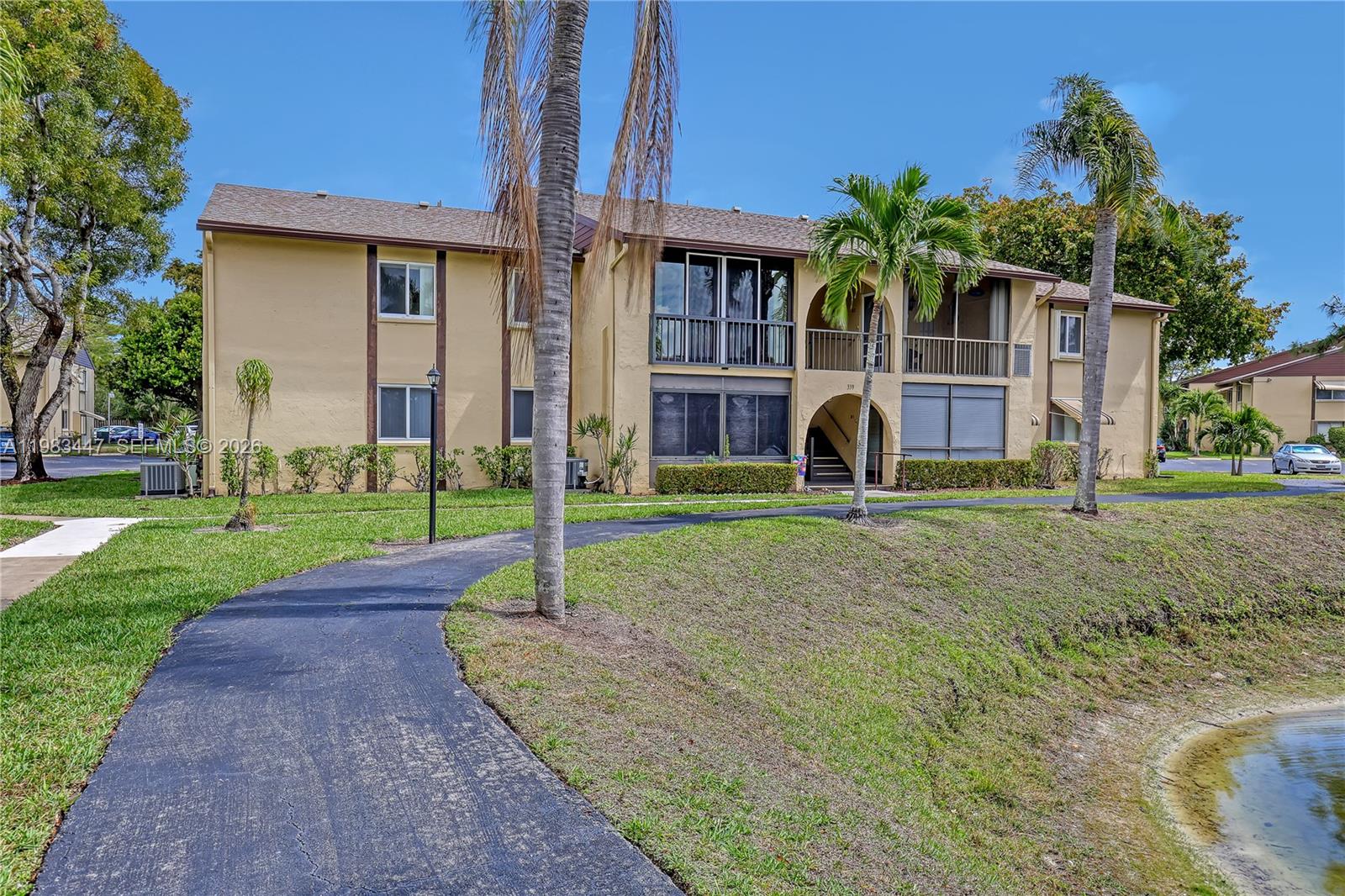 339 Pine Ridge Circle, Unit D1 Greenacres, FL 33463 - Photo 36 of 57