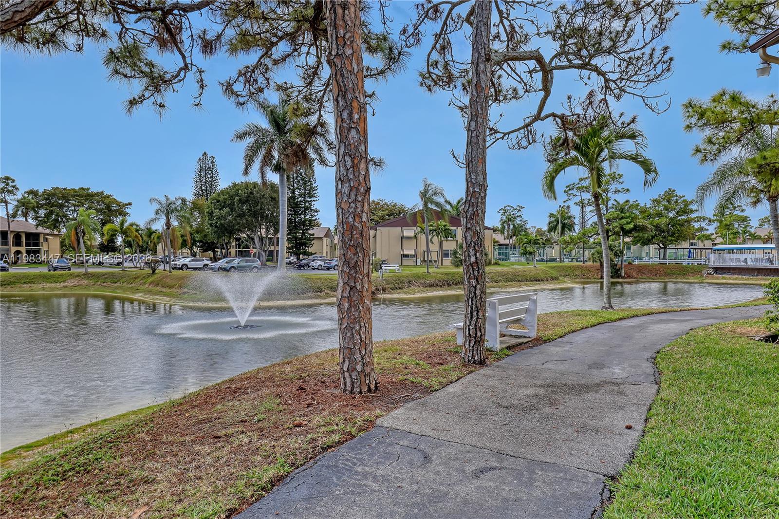 339 Pine Ridge Circle, Unit D1 Greenacres, FL 33463 - Photo 38 of 57