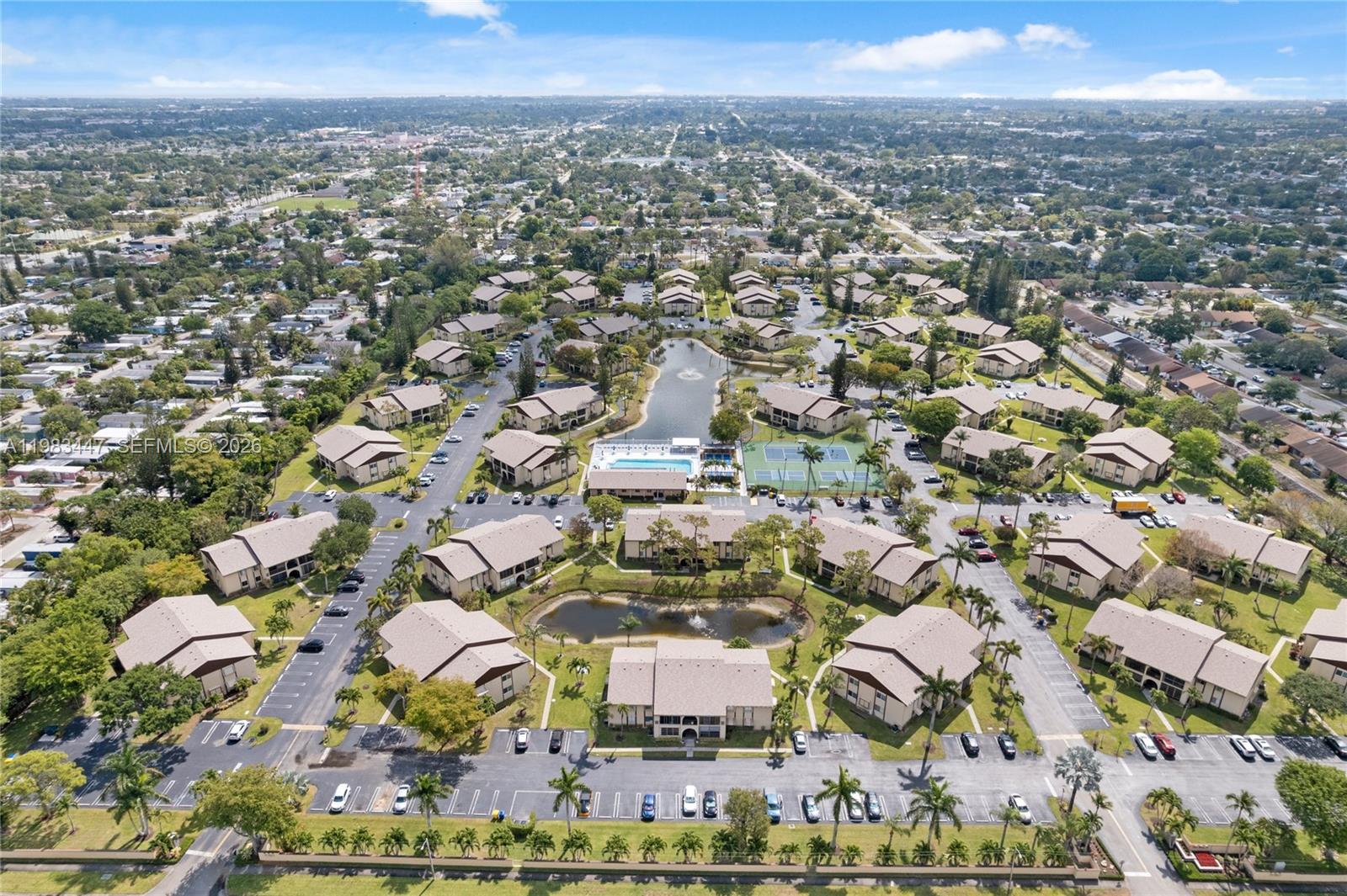 339 Pine Ridge Circle, Unit D1 Greenacres, FL 33463 - Photo 39 of 57