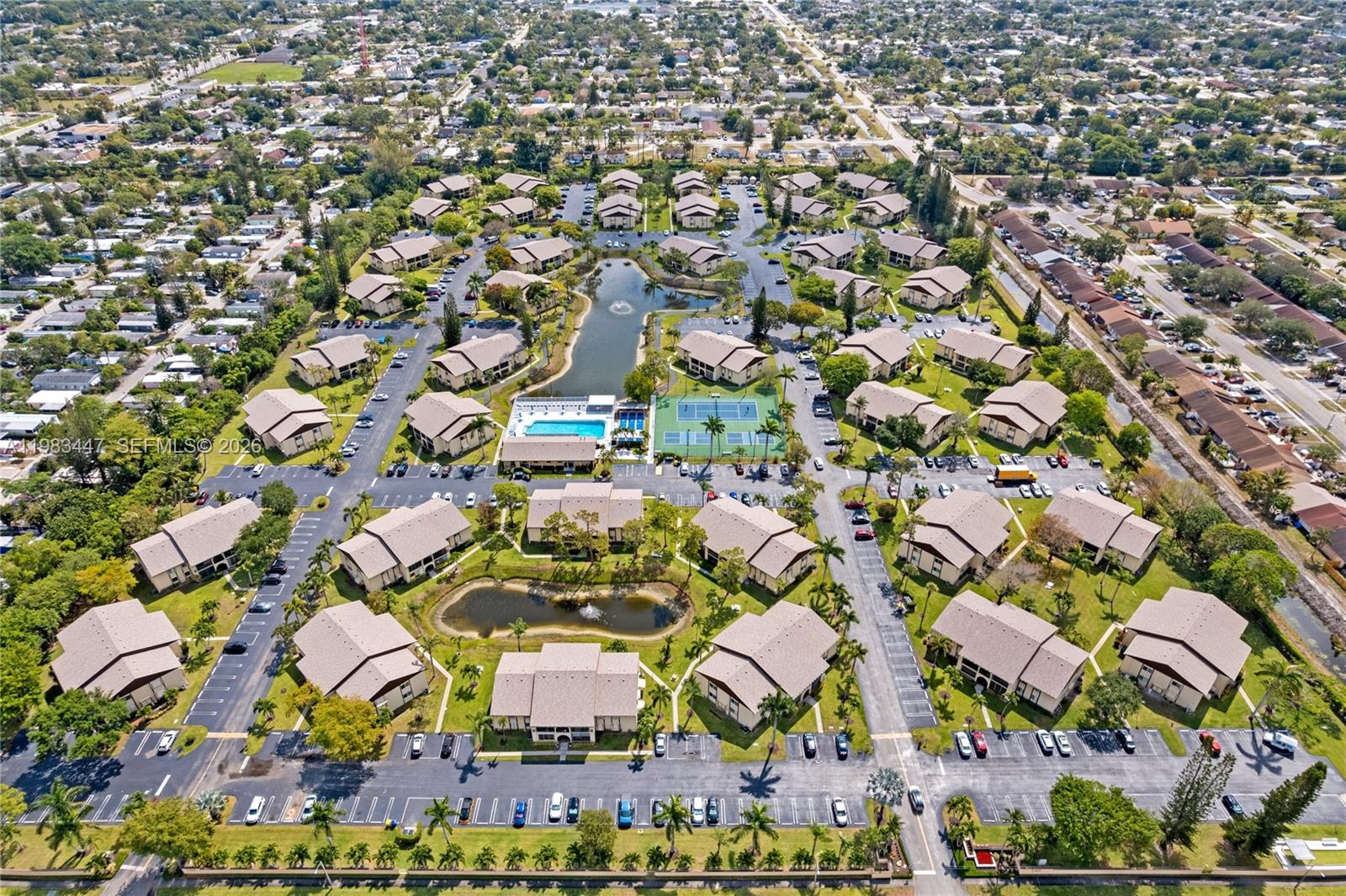 339 Pine Ridge Circle, Unit D1 Greenacres, FL 33463 - Photo 43 of 57