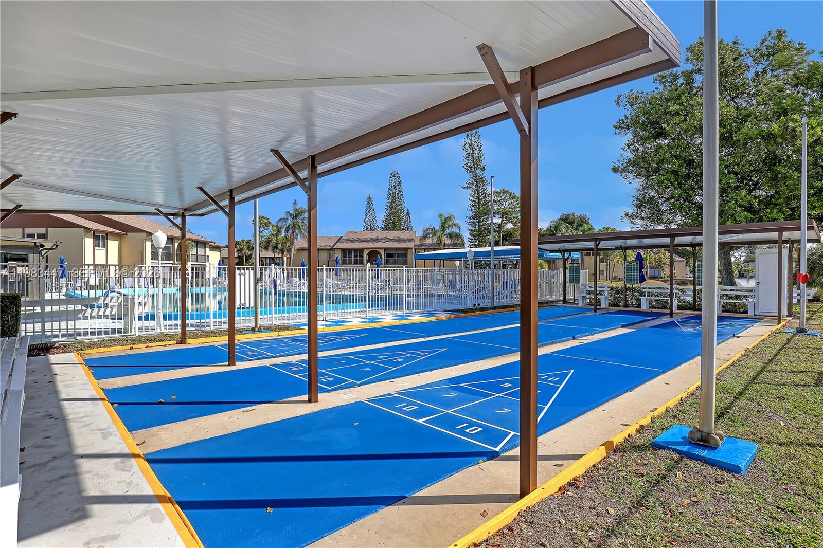 339 Pine Ridge Circle, Unit D1 Greenacres, FL 33463 - Photo 48 of 57