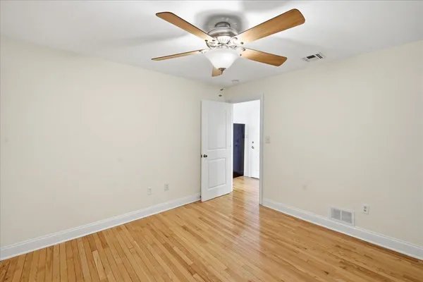 $2,600 | 90 Court House Place, Unit 2R, Jersey City, NJ 07306