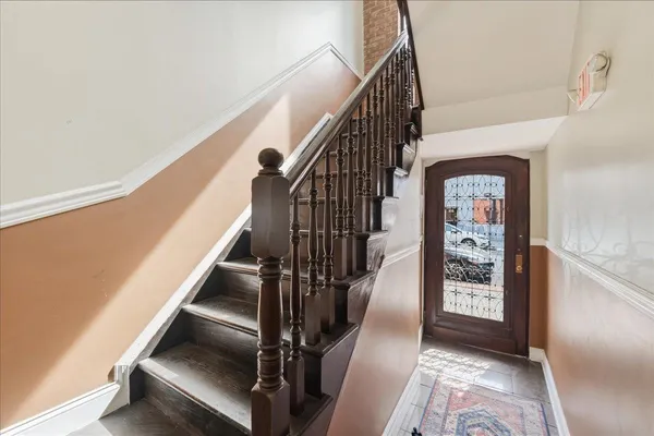 $2,600 | 90 Court House Place, Unit 2R, Jersey City, NJ 07306