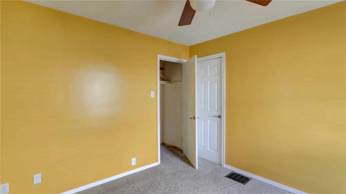 1929 East Johns Avenue Decatur, IL 62521 - Photo 15 of 23