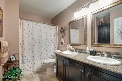 $299,900 | 208 Pontalba Drive, Lafayette, LA 70503