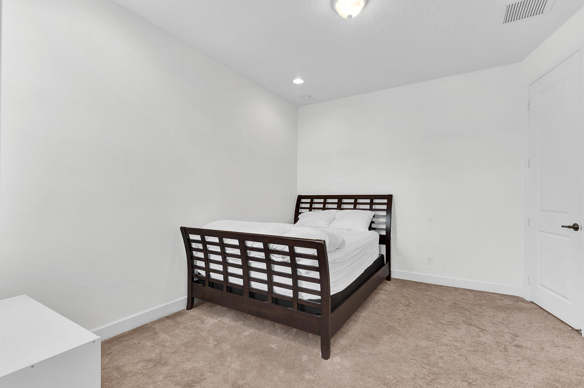 6640 Quiet Wave Trail, Unit 67 Boca Raton, FL 33433 - Photo 21 of 35 a view of a hallway with entryway