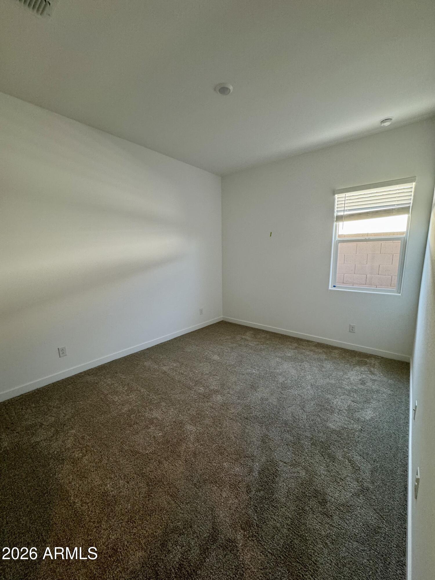 3173 West Peak View Road Phoenix, AZ 85083 - Photo 13 of 24