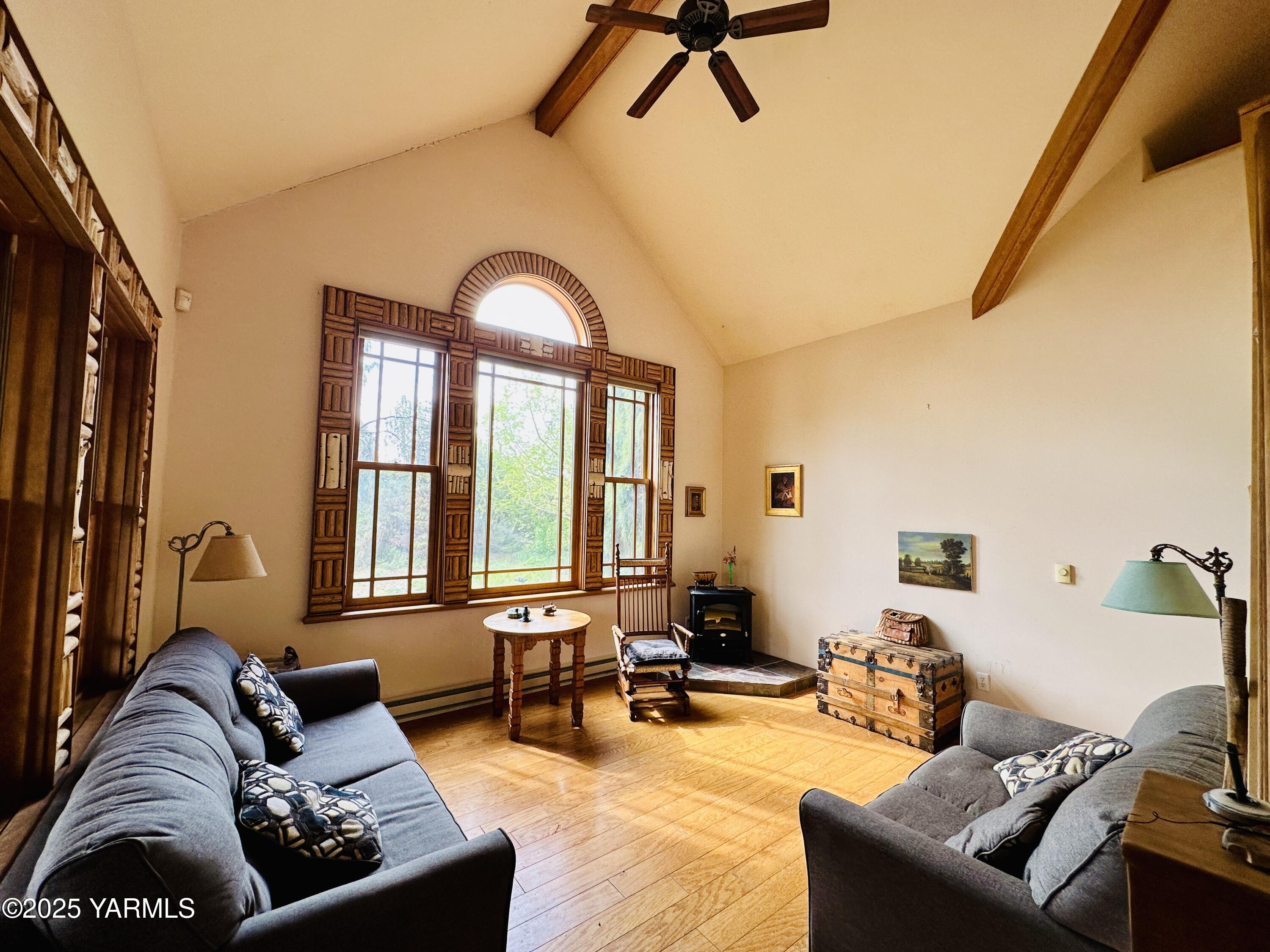 1465 Cook Road Yakima, WA 98908 - Photo 6 of 43 a living room with furniture and a large window