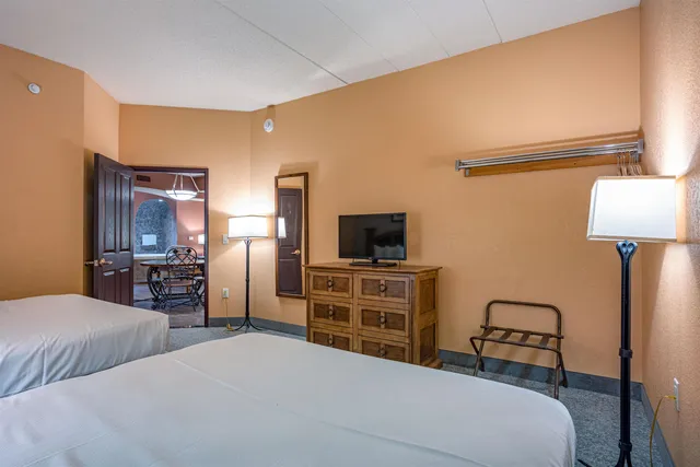 $214,900 | 2411 River Wisconsin Dells Wi 53965, Unit 2359, Wisconsin Dells, WI 53965