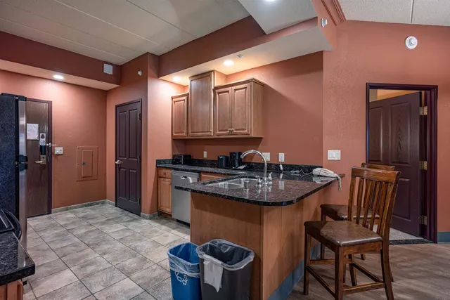 $214,900 | 2411 River Wisconsin Dells Wi 53965, Unit 2359, Wisconsin Dells, WI 53965