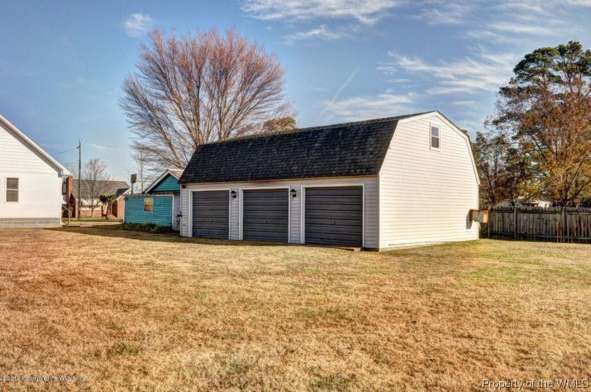 1601 Dandy Loop Road Yorktown, VA 23692 - Photo 27 of 38 Gallery Image 27