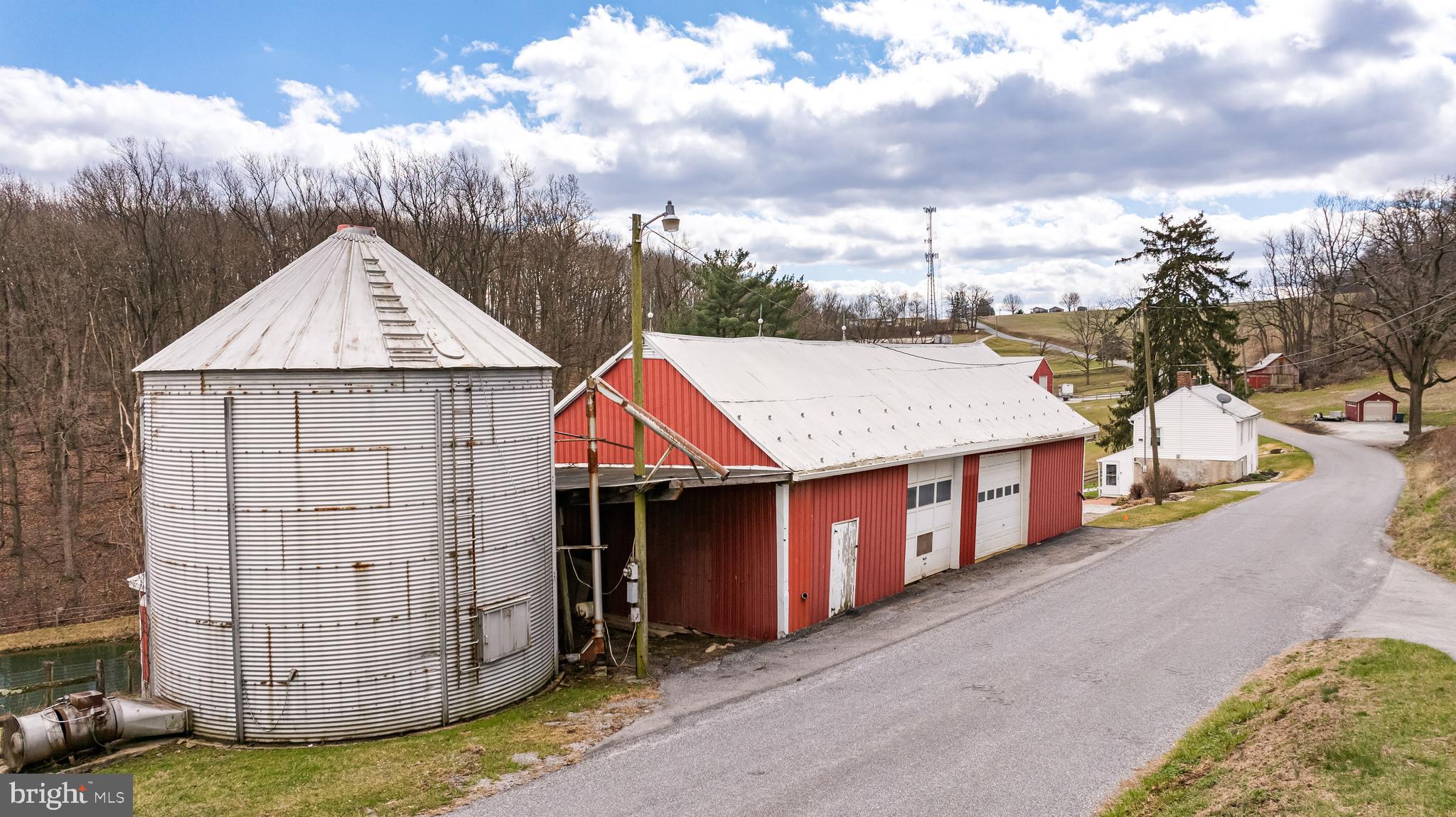 12706 High Point Road Felton, PA 17322 - Photo 49 of 67 Bank Barn Front