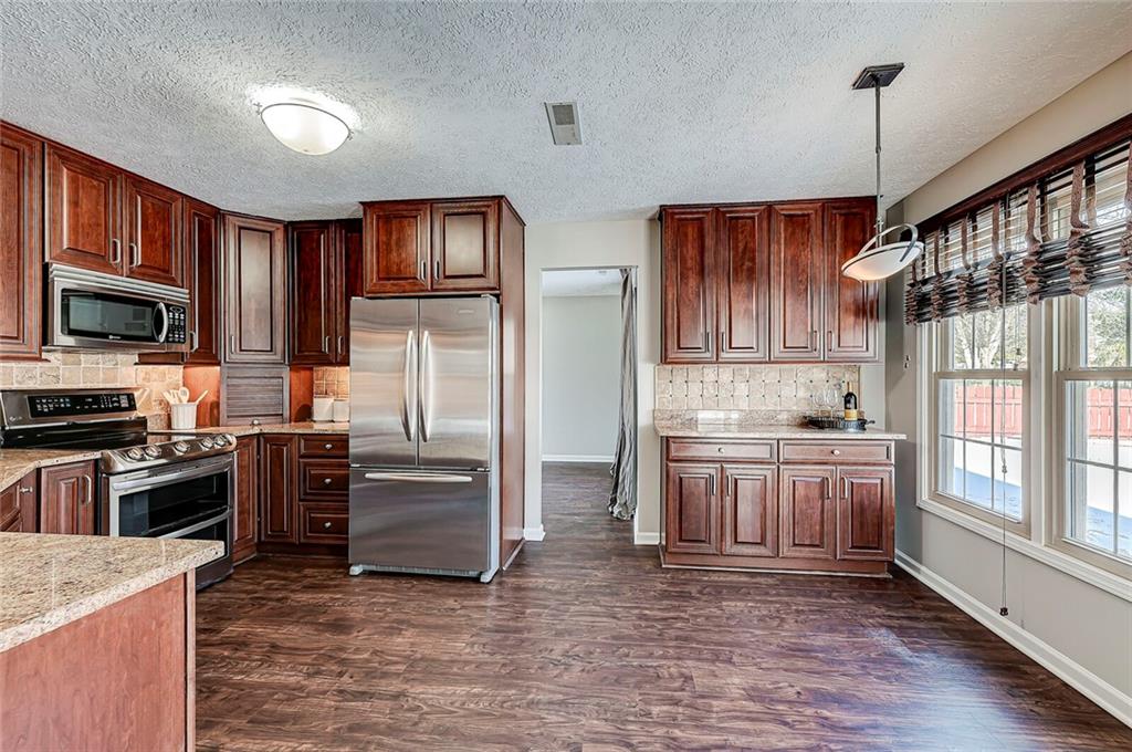 7666 Winding Way Fishers, IN 46038 - Photo 15 of 39 Gallery Image 15
