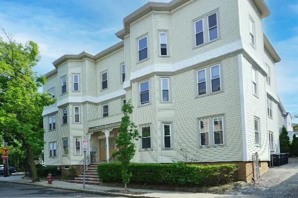 $4,150 | 2 Ivaloo Street, Unit 1, Somerville, MA 02143