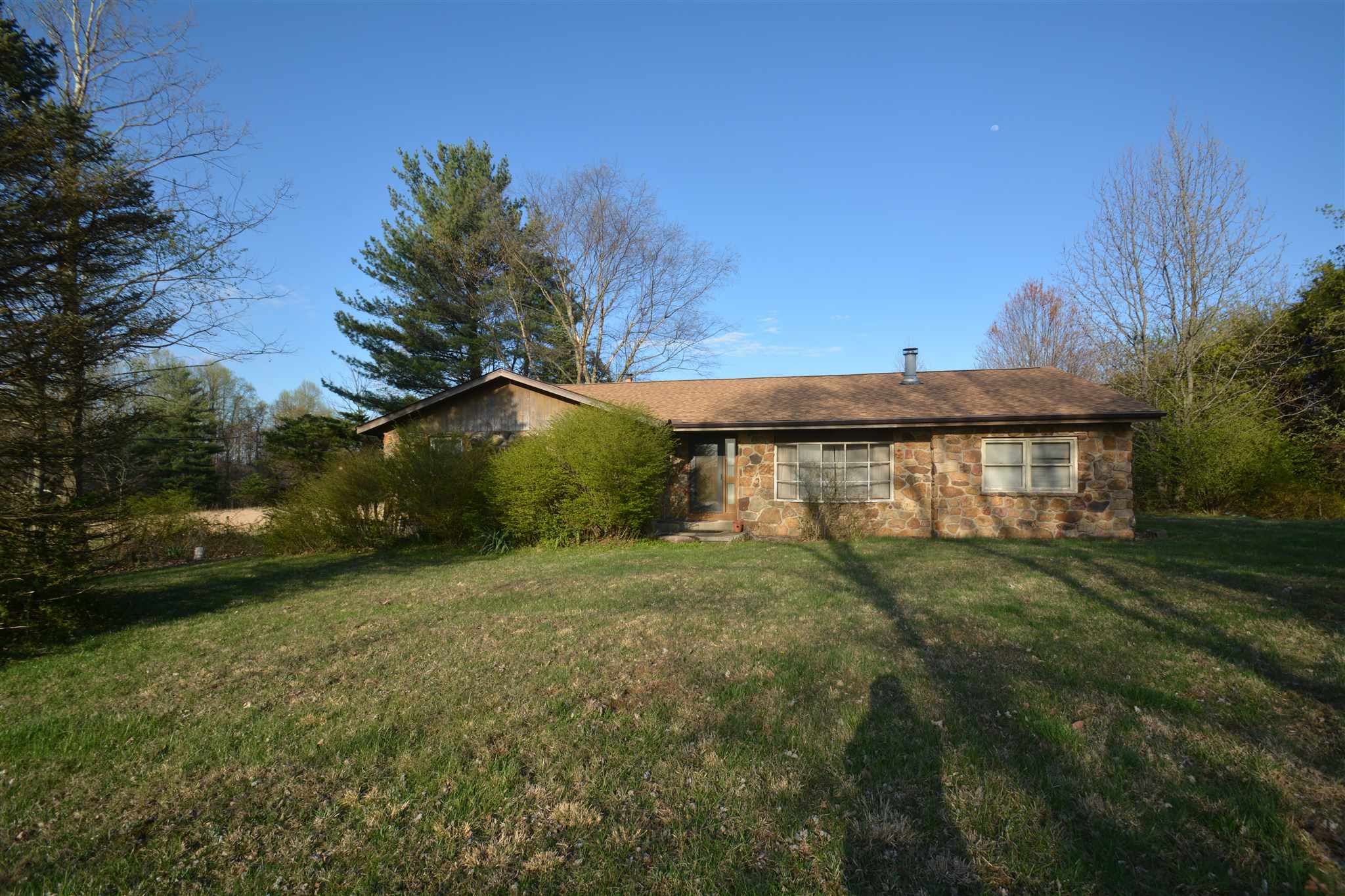8489 South Rockport Road Bloomington, IN 47403 - Photo 1 of 24 Gallery Image 1