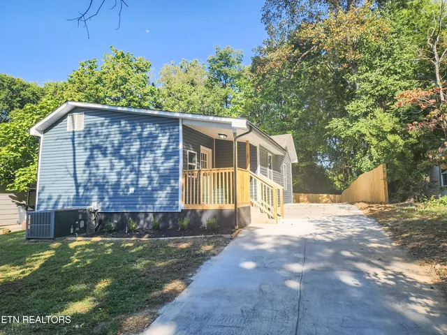 $239,400 | 2831 Nichols Avenue, Knoxville, TN 37917