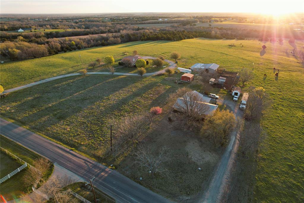992 Bennett Road Howe, TX 75459 - Photo 17 of 26 a view of an ocean from a balcony