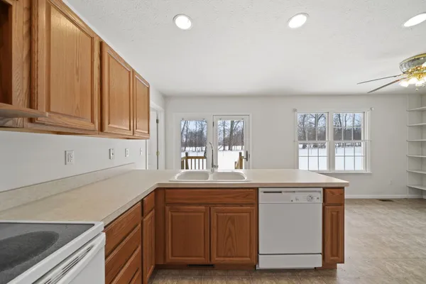 $300,000 | 139 Avery Drive, Hanover, MI 49241