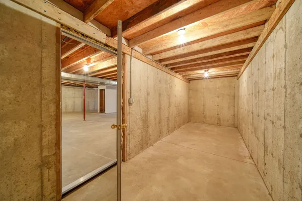 $300,000 | 139 Avery Drive, Hanover, MI 49241