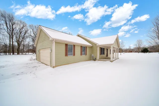 $314,900 | 139 Avery Drive, Hanover, MI 49241