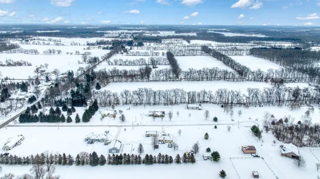 $314,900 | 139 Avery Drive, Hanover, MI 49241