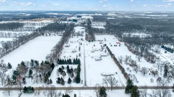 $300,000 | 139 Avery Drive, Hanover, MI 49241