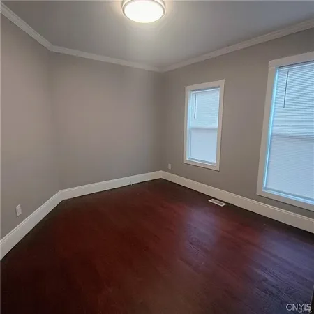 $1,800 | 227 McKinley Avenue, Syracuse, NY 13205