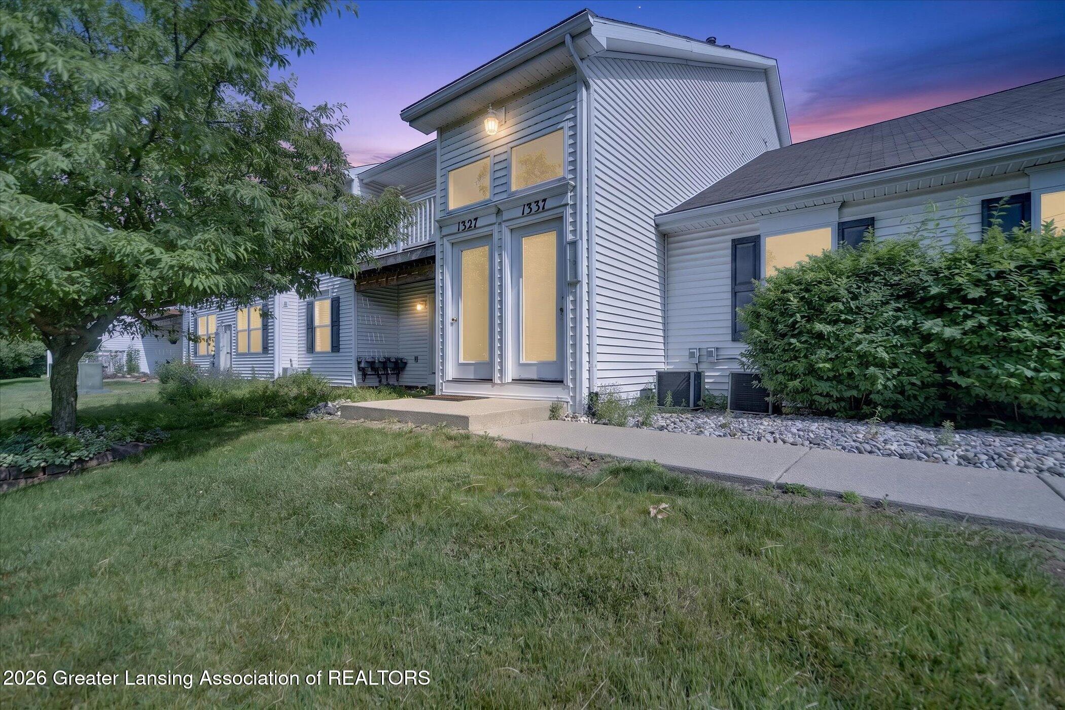 1337 Coolidge Road, Unit 16 East Lansing, MI 48823 - Photo 1 of 31 01-1337-Coolidge-Rd-WindowStill