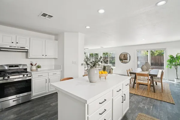 $698,000 | 10178 Nick Way, Elk Grove, CA 95757