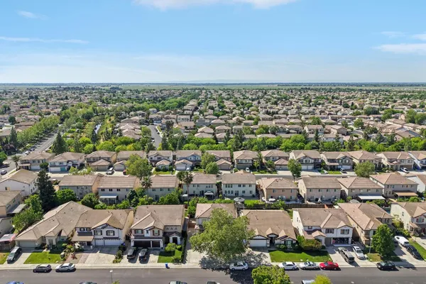 $698,000 | 10178 Nick Way, Elk Grove, CA 95757