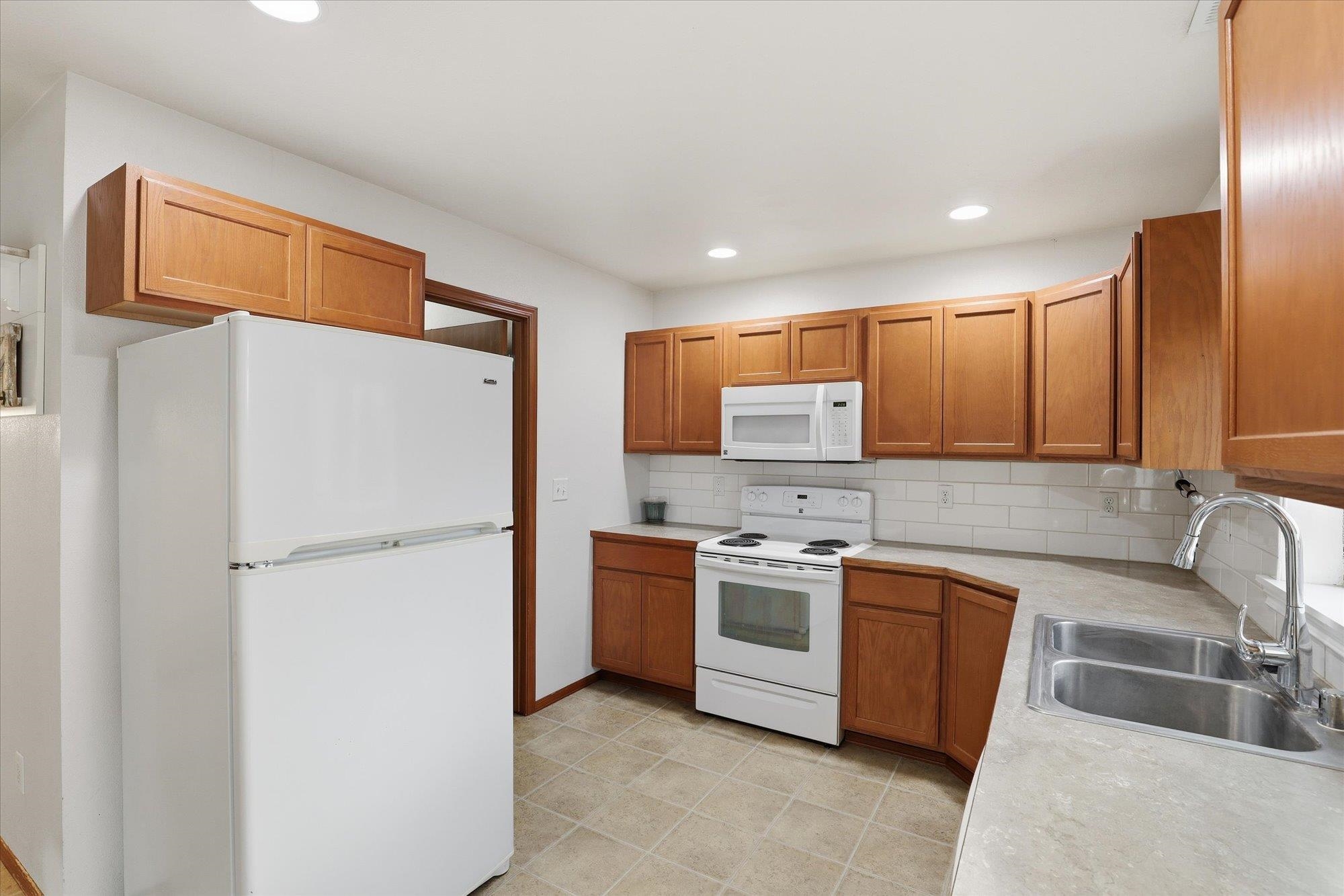 2015 Bell Street Spokane Valley, WA 99016 - Photo 11 of 39