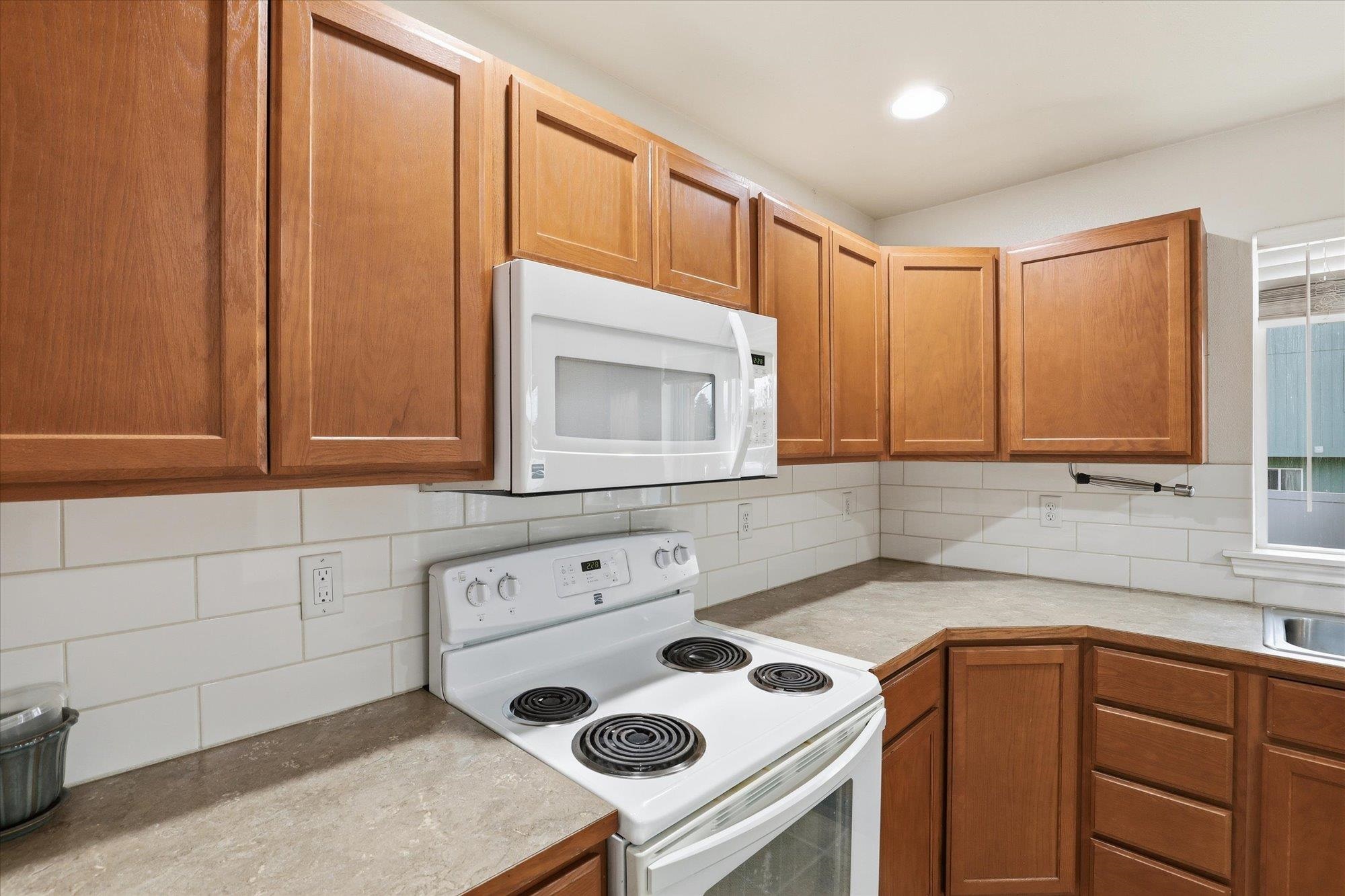 2015 Bell Street Spokane Valley, WA 99016 - Photo 13 of 39