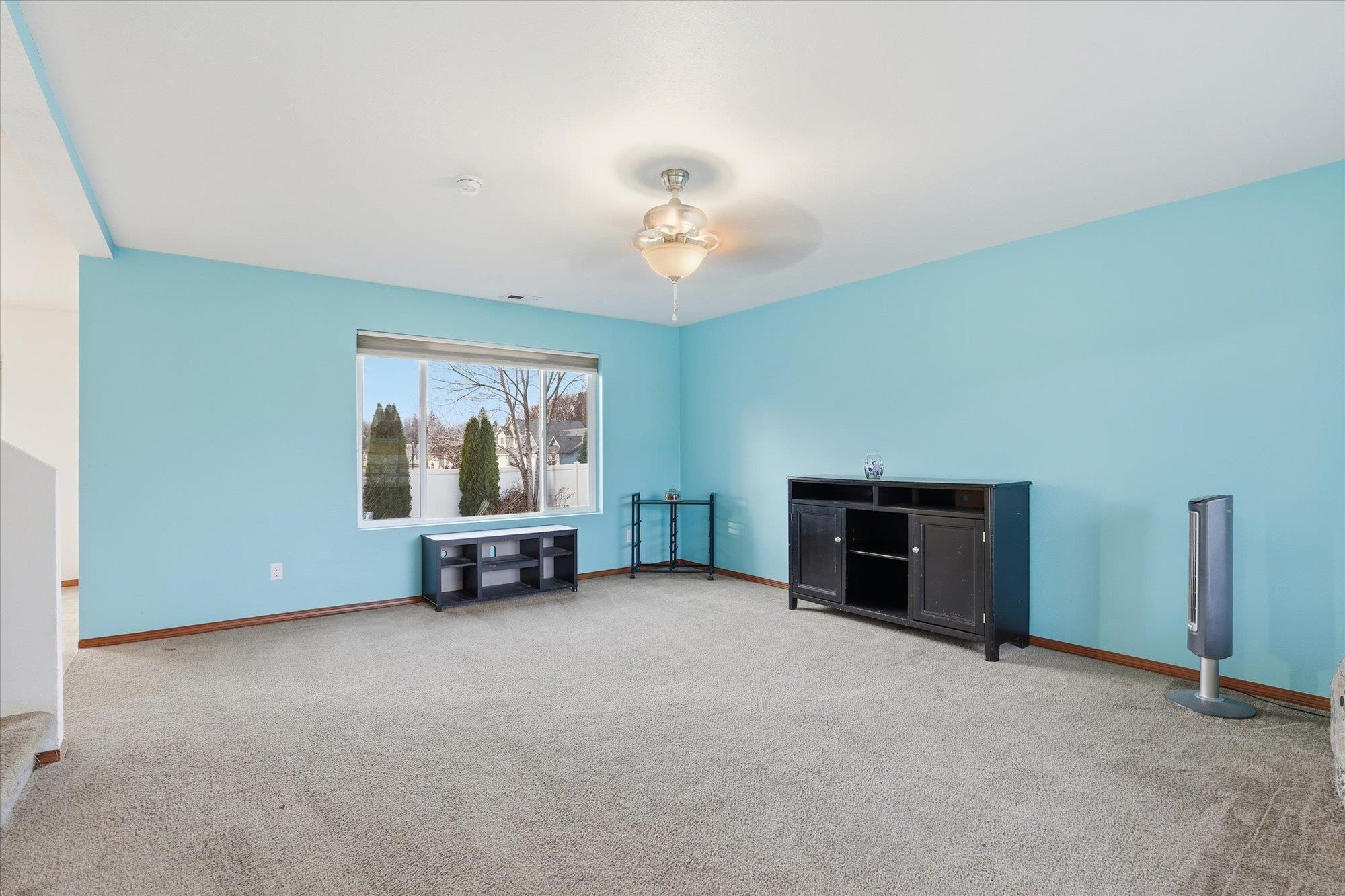 2015 Bell Street Spokane Valley, WA 99016 - Photo 2 of 39